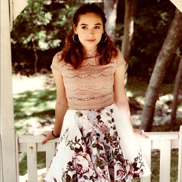 Meet your Posher, Dani - Picture 1 of 1